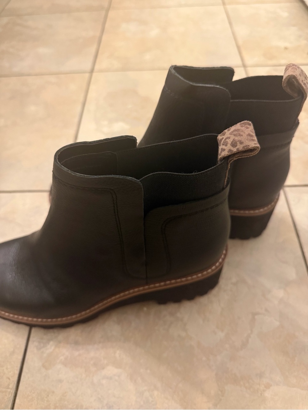 Dolce Vita Black Leather Chelsea Ankle Boots with Leopard Pull Tab